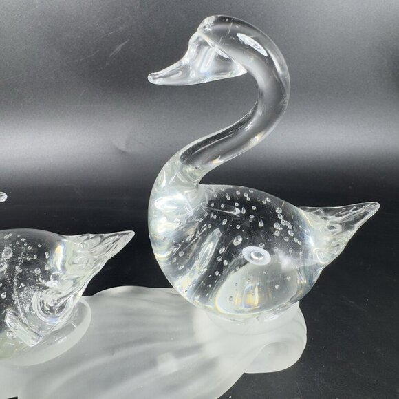 1980s Clear Swan Duck Figurine On Frosted Base Manganese 365nm Green UV Glow VTG - Picture 11 of 12
